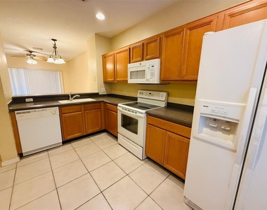 8533 Trail Wind Drive - Photo Thumbnail 6