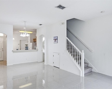 4132 Bismarck Palm Drive - Photo Thumbnail 3