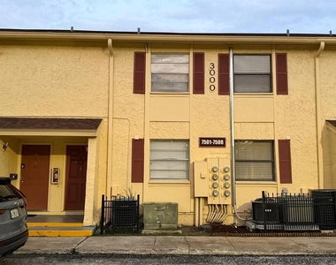 7501 Gallineta Court - Photo Thumbnail 37