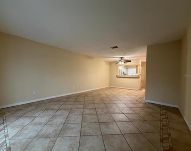 7501 Gallineta Court - Photo Thumbnail 28