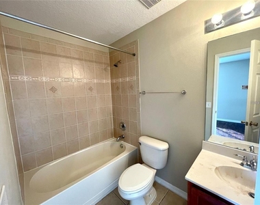 8508 Brushleaf Way - Photo Thumbnail 14