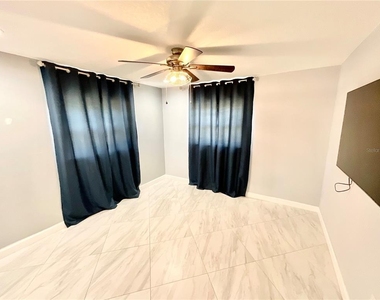 1545 Indiana Avenue - Photo Thumbnail 7