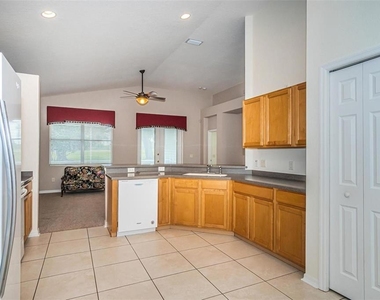 3254 Stonebridge Trail - Photo Thumbnail 13