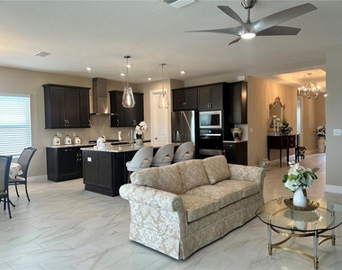 6085 Hidden Branch Drive - Photo Thumbnail 23