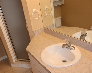 3311 W Marcum Street - Photo Thumbnail 37