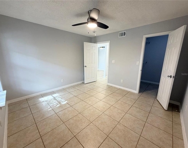 10200 Gandy Boulevard N - Photo Thumbnail 9
