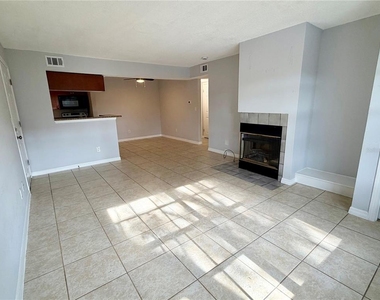 10200 Gandy Boulevard N - Photo Thumbnail 4