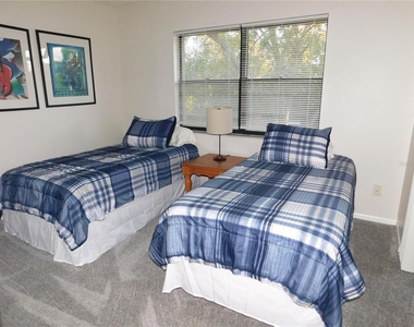 218 Woodlake Wynde - Photo Thumbnail 23