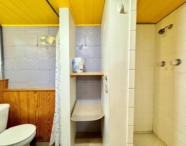 6601 N Navin Avenue - Photo Thumbnail 9