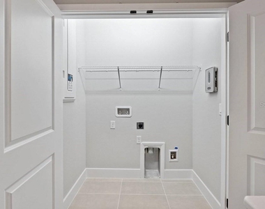 89 28th Street S - Photo Thumbnail 11