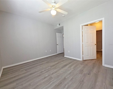 9018 Lake Chase Island Way - Photo Thumbnail 14
