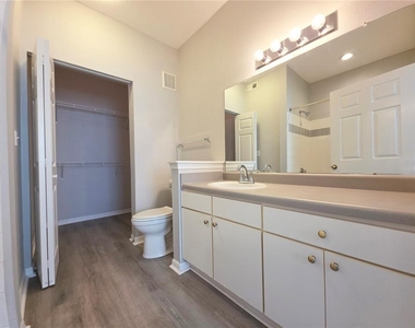 9018 Lake Chase Island Way - Photo Thumbnail 15