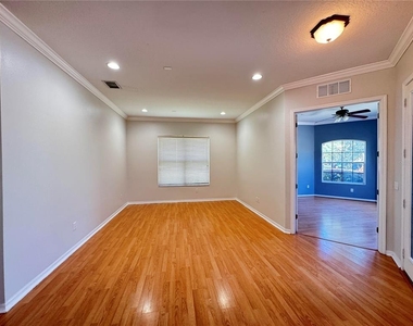23307 Abercorn Lane - Photo Thumbnail 7