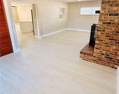 6409 Rosewood Drive - Photo Thumbnail 26