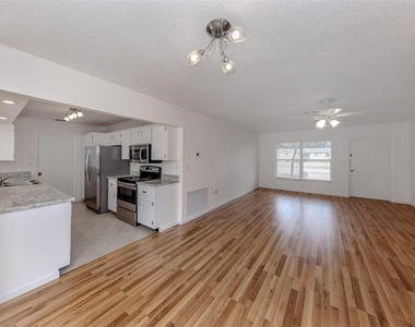 1215 Mango Avenue - Photo Thumbnail 23