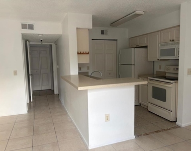 1218 Bermuda Lakes Lane - Photo Thumbnail 3
