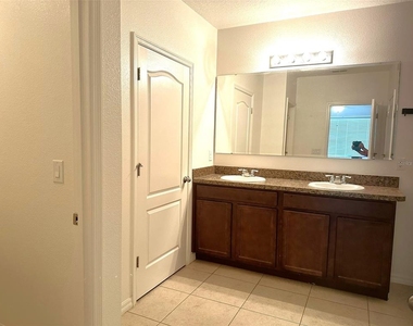 16832 Citrus Parkway - Photo Thumbnail 10