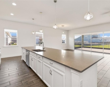 2709 Greenlands Street - Photo Thumbnail 11