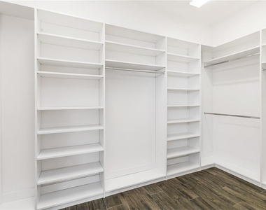 2709 Greenlands Street - Photo Thumbnail 18