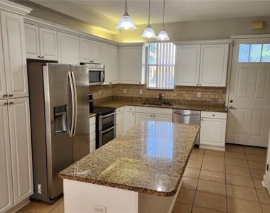 615 Founders Drive - Photo Thumbnail 9