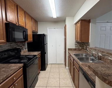 4367 Thornbriar Lane - Photo Thumbnail 3