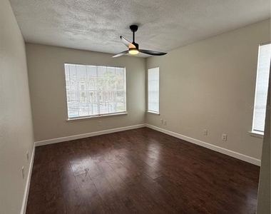 4367 Thornbriar Lane - Photo Thumbnail 9