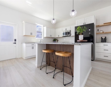 8688 Sportsman Loop - Photo Thumbnail 10