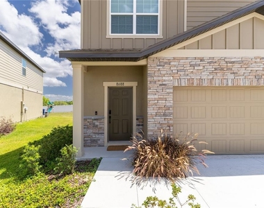 8688 Sportsman Loop - Photo Thumbnail 3