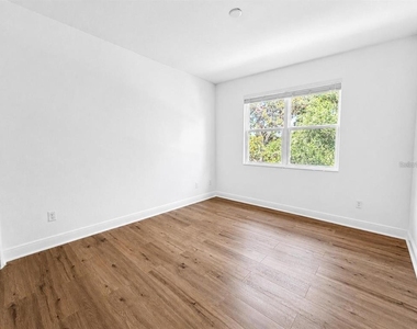 10345 Belfry Circle - Photo Thumbnail 20
