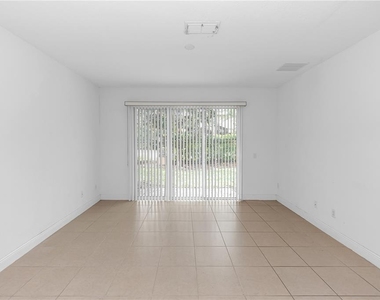 10345 Belfry Circle - Photo Thumbnail 6