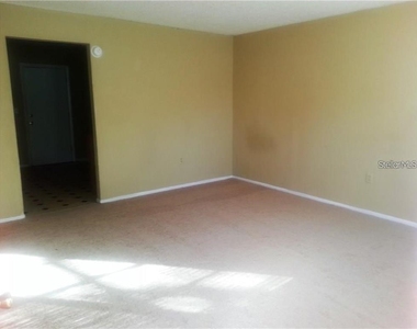 1102 Southern Avenue - Photo Thumbnail 2