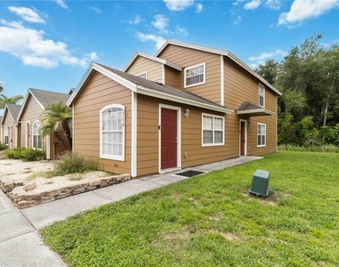 2204 Fan Palm Drive - Photo Thumbnail 2