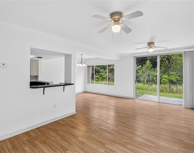 2204 Fan Palm Drive - Photo Thumbnail 5