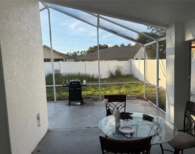 15909 Green Cove Boulevard - Photo Thumbnail 8