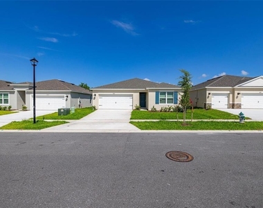 2893 House Finch Road - Photo Thumbnail 2