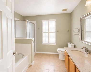 2808 Paynes Prairie Circle - Photo Thumbnail 14