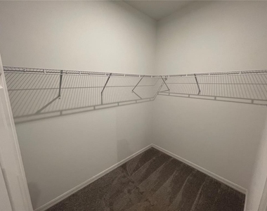 689 Crown Rose Drive - Photo Thumbnail 37