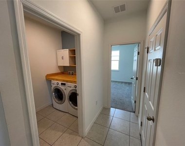 689 Crown Rose Drive - Photo Thumbnail 16