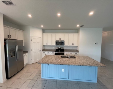 689 Crown Rose Drive - Photo Thumbnail 23