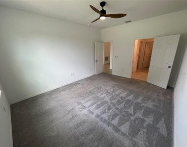 689 Crown Rose Drive - Photo Thumbnail 32