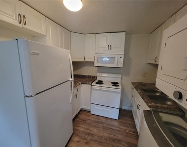 965 Ne 2nd Street - Photo Thumbnail 2