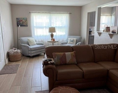 1920 Nw 18th Street - Photo Thumbnail 10