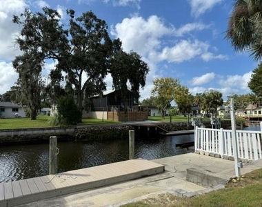 1920 Nw 18th Street - Photo Thumbnail 30