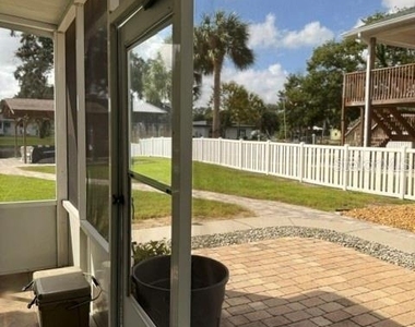 1920 Nw 18th Street - Photo Thumbnail 22