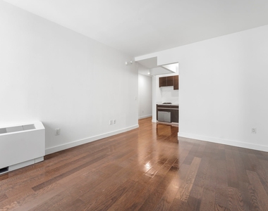 116 John Street - Photo Thumbnail 3