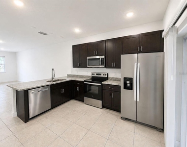 13664 Sw 61st Circle - Photo Thumbnail 2