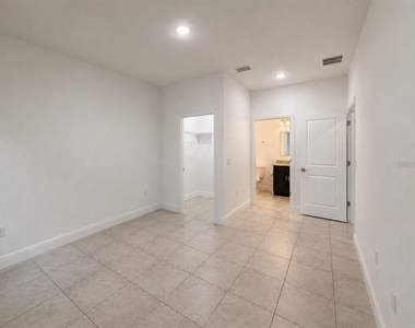 13664 Sw 61st Circle - Photo Thumbnail 5