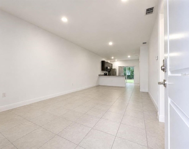 13664 Sw 61st Circle - Photo Thumbnail 4