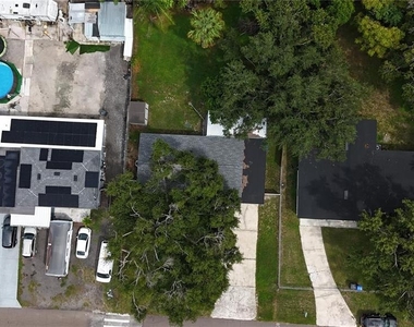 9616 Pine Ridge Avenue - Photo Thumbnail 2