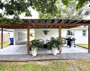 9616 Pine Ridge Avenue - Photo Thumbnail 24